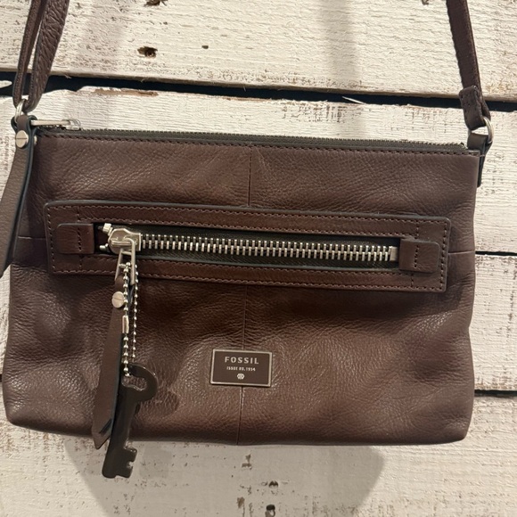 Fossil Purse Issue Cowhide Leather Brown Handbag Cross Shoulder - Picture 1 of 9